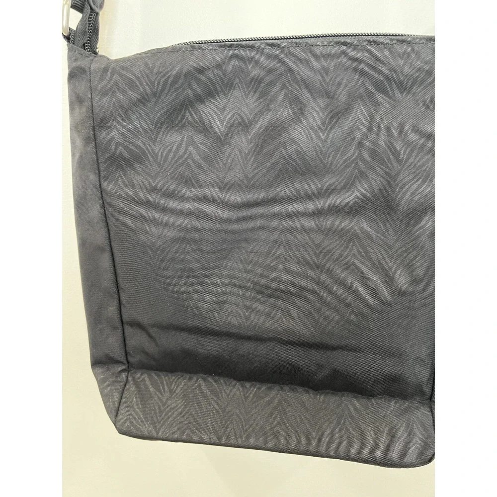 Baggallini Bag Crossbody‎ Black Zebra Emboss Women